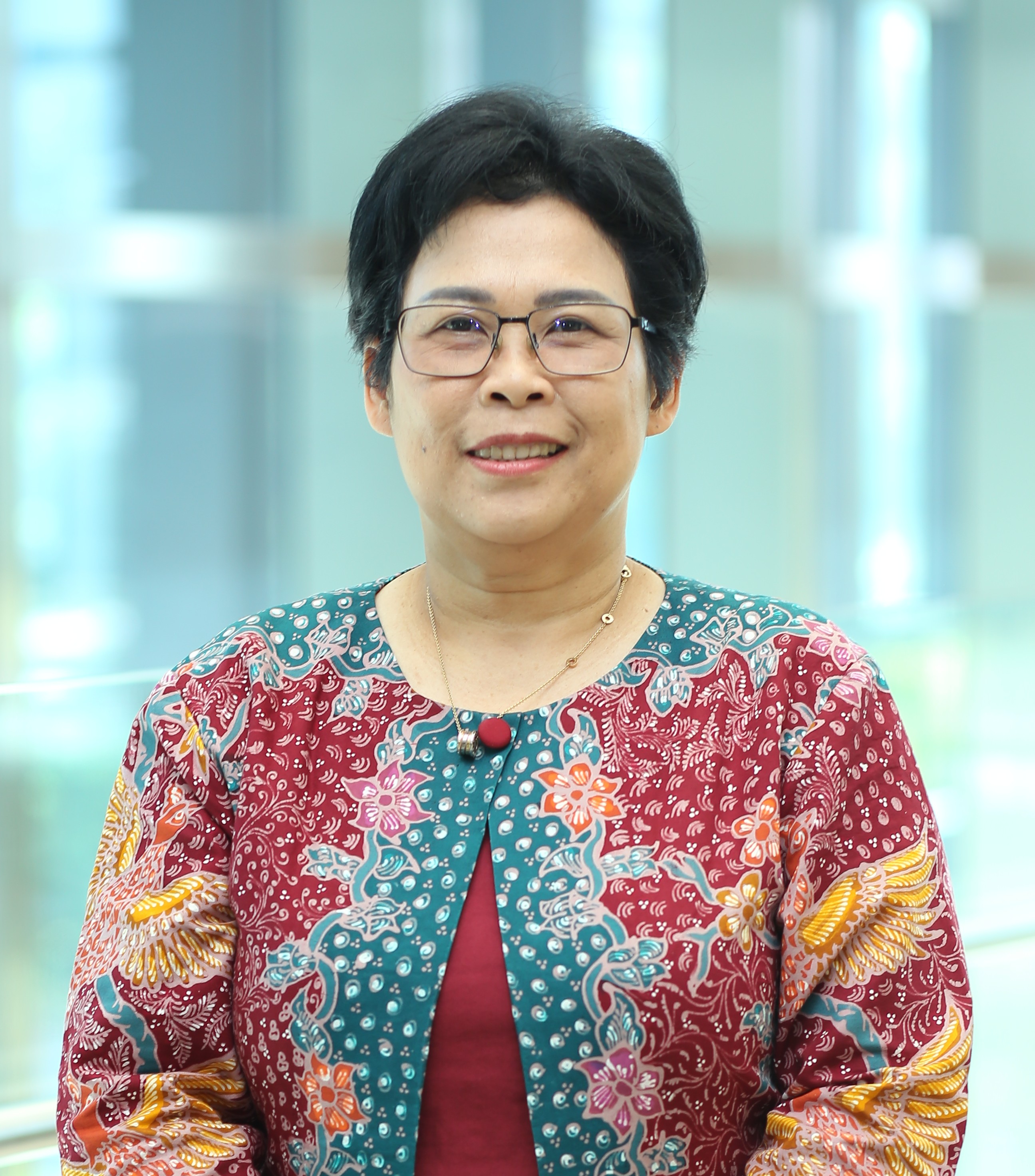 SUSI YULIANTI